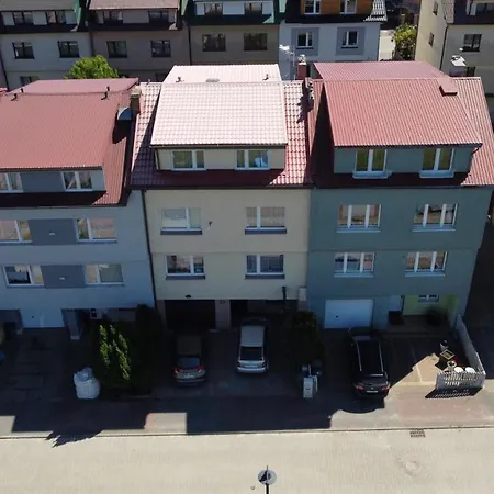 Goscinne Voyager 民宿 *